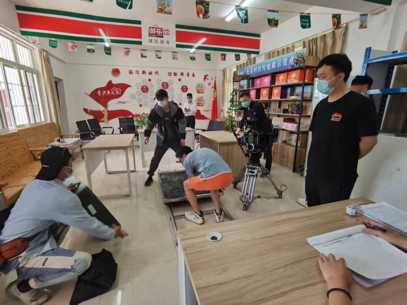四方台区广告片拍摄公司：极简主义践行者，少即是多的视觉哲学